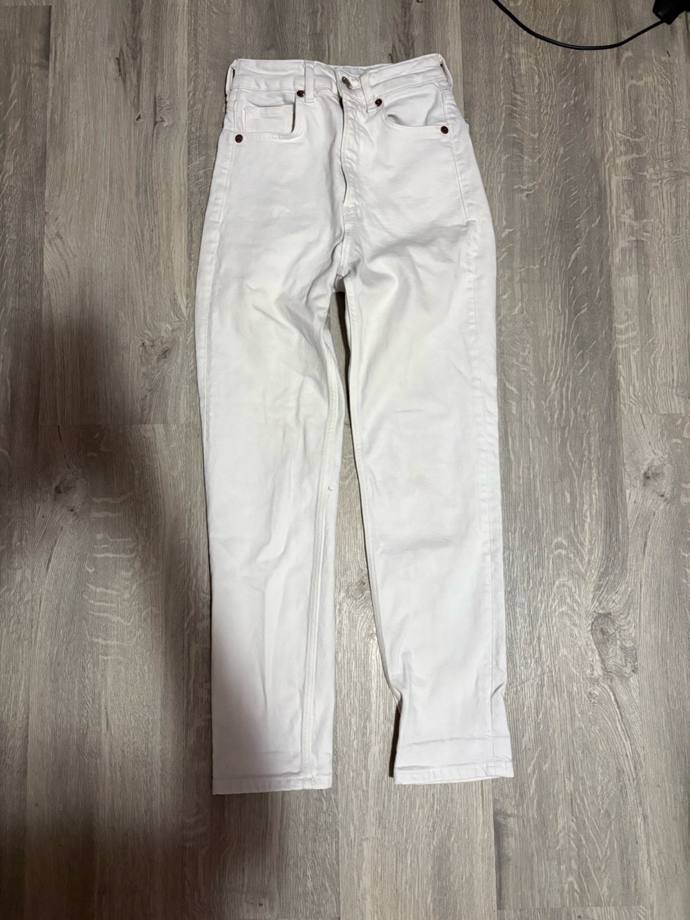 Zara Slim Straight White Jeans size 0